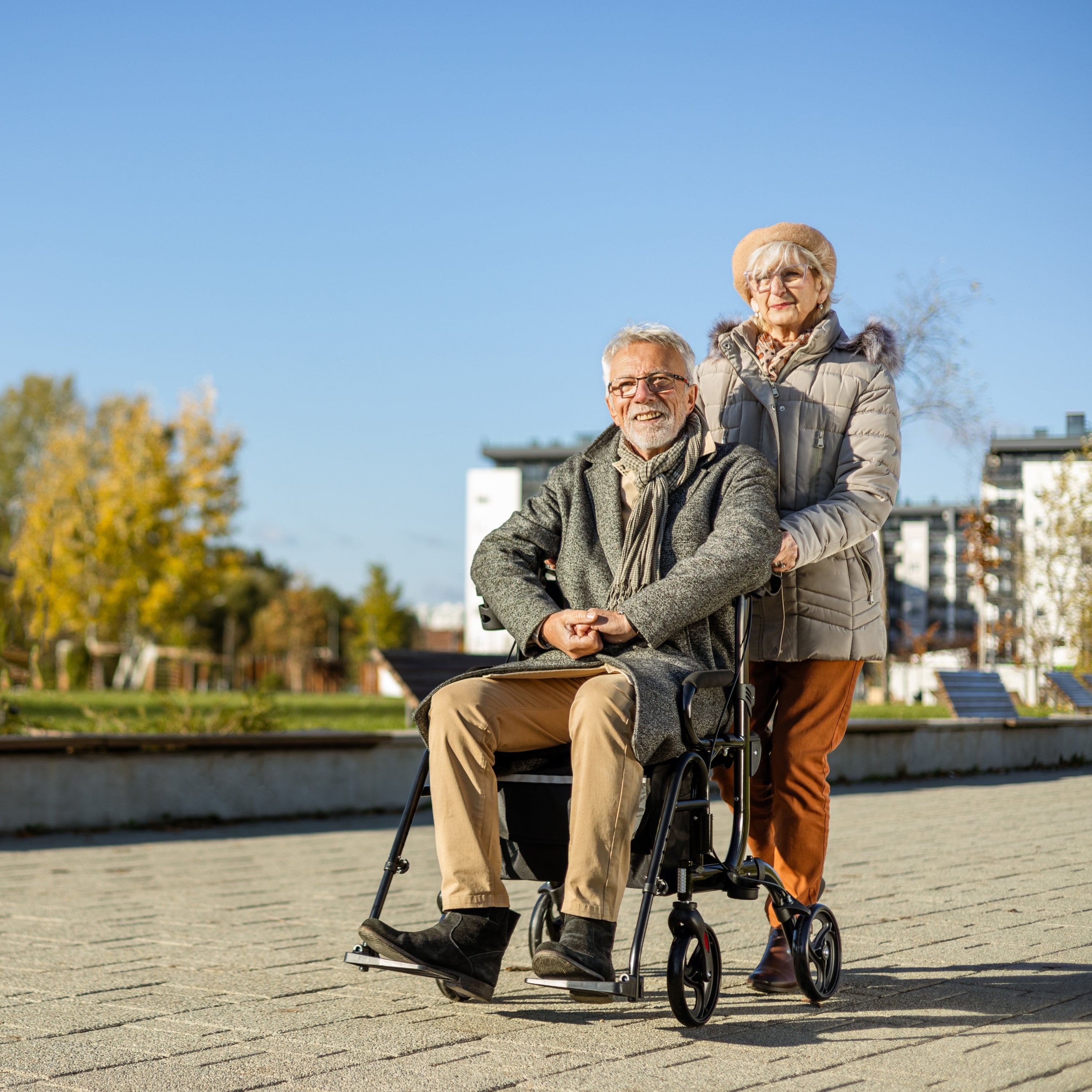 Warum 2-in-1 Rollator-Rollstühle immer beliebter werden